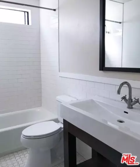 1118 E Palmer Ave #114, Glendale, CA 91205 photo 4