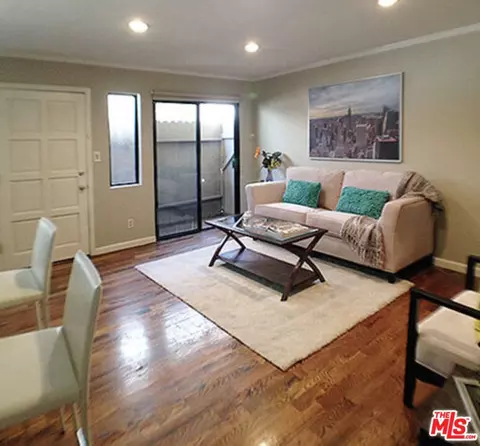 1118 E Palmer Ave #114, Glendale, CA 91205 photo 3