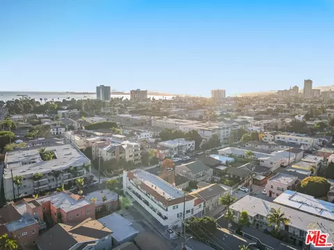 2203 E Bermuda St, Long Beach, CA 90814 photo 12