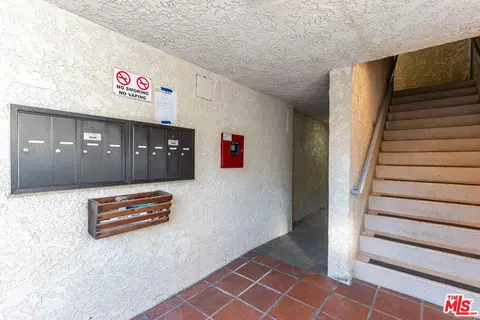2203 E Bermuda St, Long Beach, CA 90814 photo 9