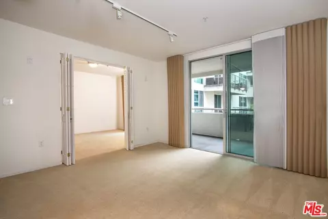 267 S San Pedro St #307, Los Angeles, CA 90012