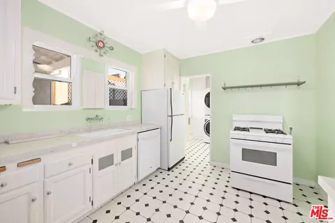 730 N Niagara St, Burbank, CA 91505 photo 12