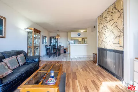 421 S La Fayette Park Pl #401, Los Angeles, CA 90057