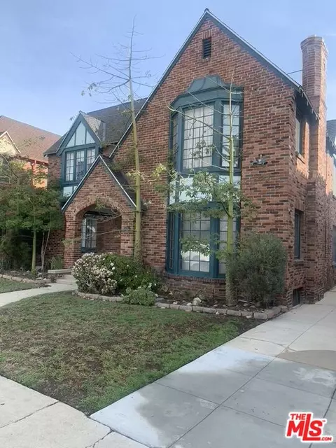 1034 S Cochran Ave, Los Angeles, CA 90019