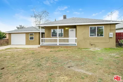 833 Michigan Ave, Beaumont, CA 92223