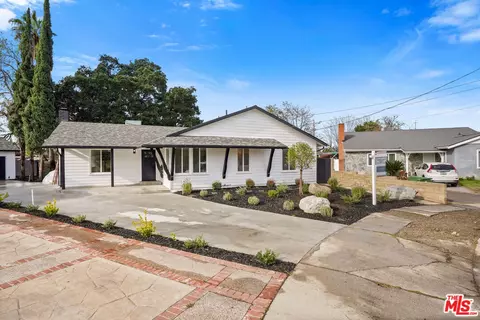 15040 Broadmoor St, North Hills, CA 91343