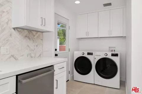 6249 Langdon Ave, Van Nuys, CA 91411 photo 5