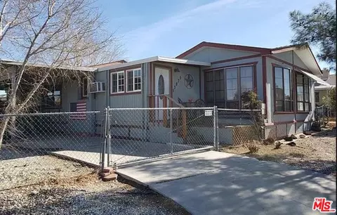13879 Trinidad Dr, Victorville, CA 92395