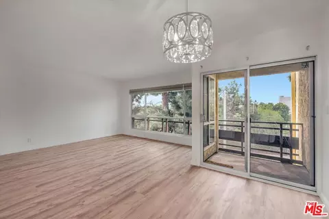 5625 Green Valley Cir #303, Culver City, CA 90230