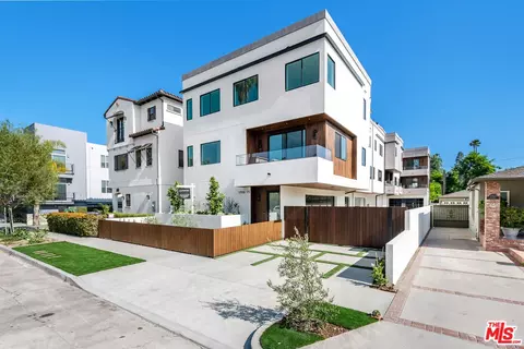 12918 Bloomfield St #3, Studio City, CA 91604