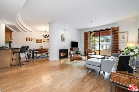 12603 Moorpark St #101, Studio City, CA 91604