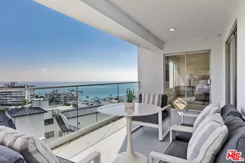 17337 Tramonto Dr #208, Pacific Palisades, CA 90272
