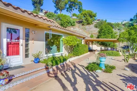 1621 Vermont Pl, Pomona, CA 91768