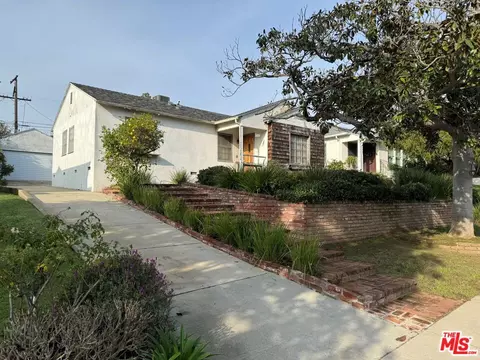 7711 Dunbarton Ave, Los Angeles, CA 90045