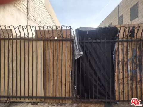 8636 S Vermont Ave, Los Angeles, CA 90044