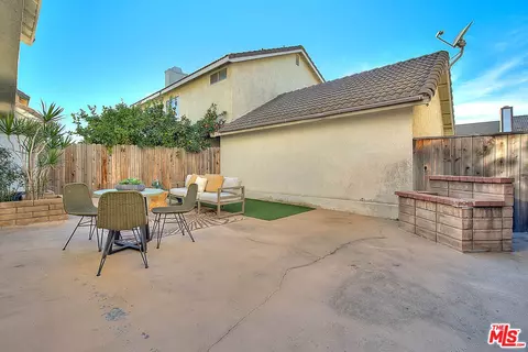 15311 Rancho Serena Dr, Paramount, CA 90723 photo 24