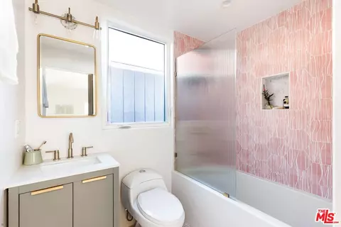 857 Rose Ave, Venice, CA 90291 photo 27