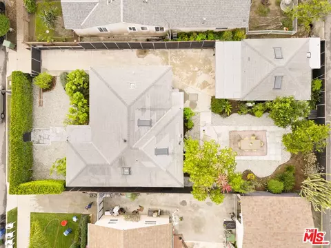 857 Rose Ave, Venice, CA 90291 photo 32