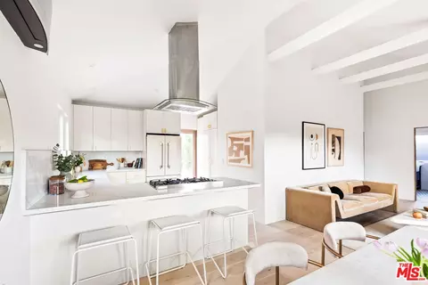 857 Rose Ave, Venice, CA 90291 photo 13