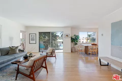 1021 12th St #305, Santa Monica, CA 90403