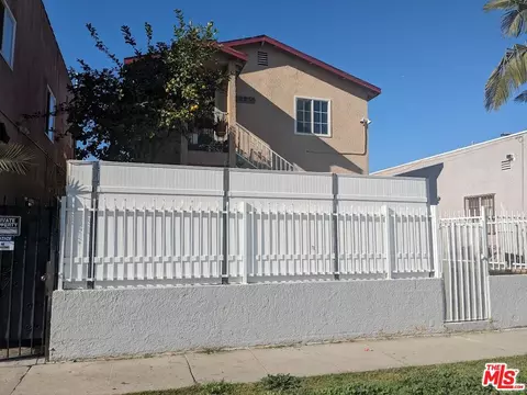11811 S Main St, Los Angeles, CA 90061
