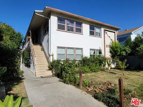 11689 Chandler Blvd, North Hollywood, CA 91601