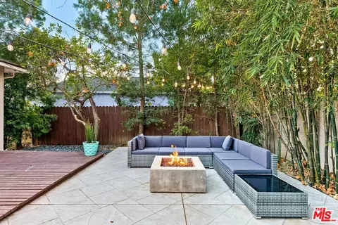 8115 Darby Ave, Reseda, CA 91335 photo 33
