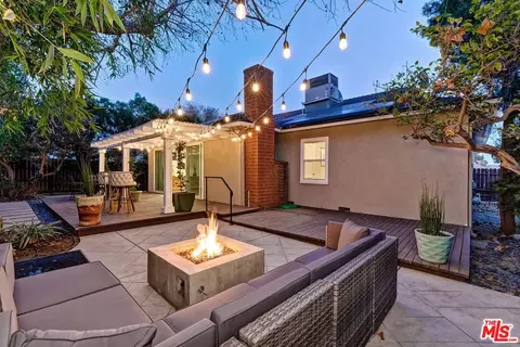 8115 Darby Ave, Reseda, CA 91335 photo 45