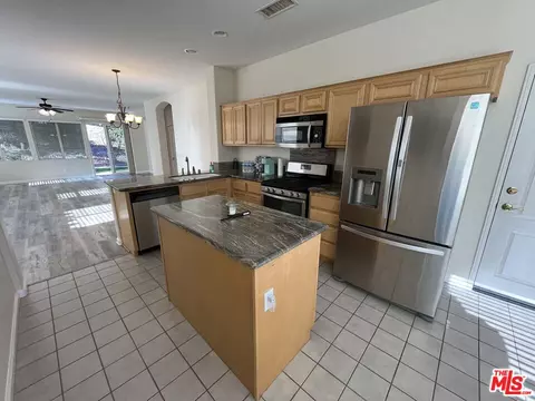 23981 Kaleb Dr, Corona, CA 92883 photo 6