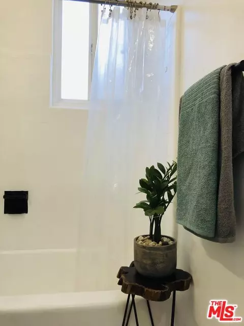 815 Pacific Ave #9, Long Beach, CA 90813 photo 18