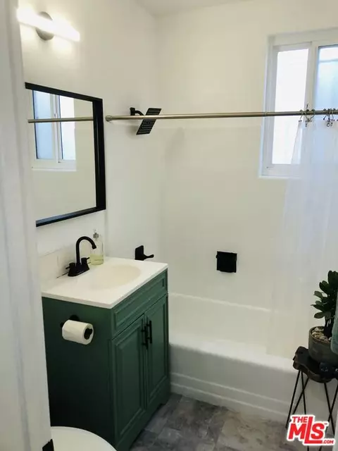 815 Pacific Ave #9, Long Beach, CA 90813 photo 16