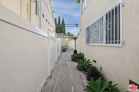 815 Pacific Ave #9, Long Beach, CA 90813 photo 25