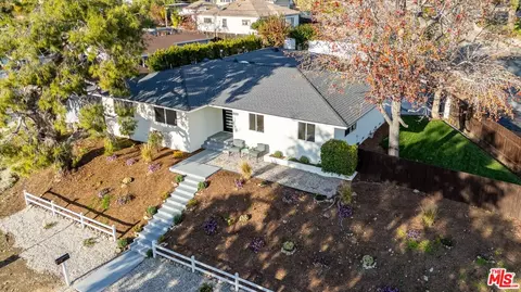 3003 Alabama St, La Crescenta, CA 91214