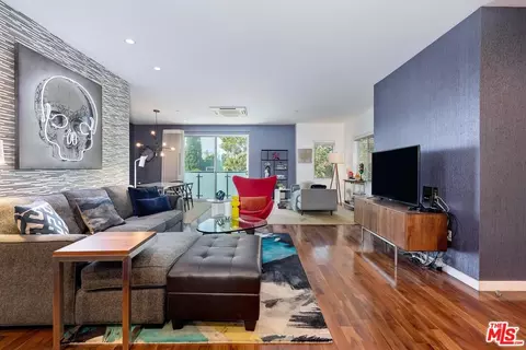 928 N Croft Ave #203, West Hollywood, CA 90069