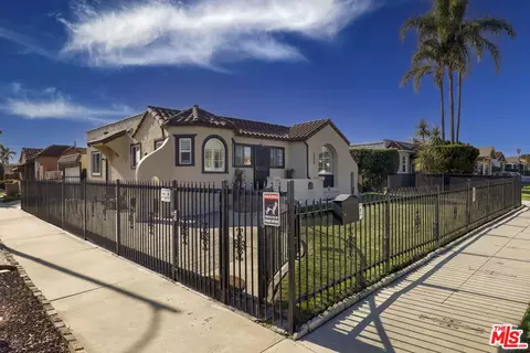 1600 W 80th St, Los Angeles, CA 90047