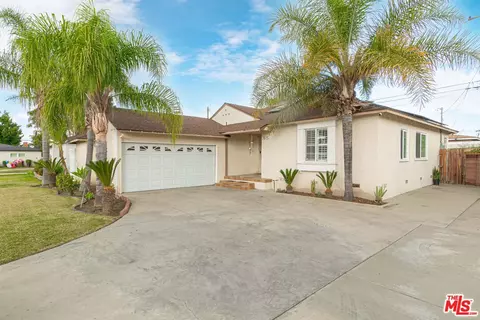 7815 Devenir Ave, Downey, CA 90242 photo 2