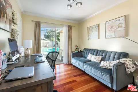 5836 Burnet Ave, Sherman Oaks, CA 91411 photo 15