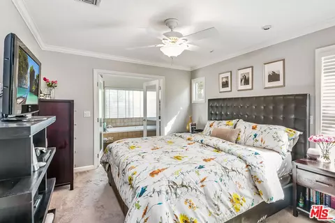 5836 Burnet Ave, Sherman Oaks, CA 91411 photo 12