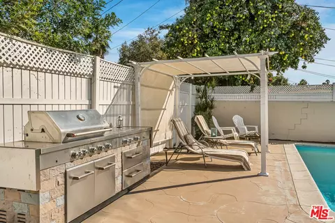5836 Burnet Ave, Sherman Oaks, CA 91411 photo 24