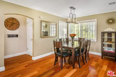 5836 Burnet Ave, Sherman Oaks, CA 91411 photo 7