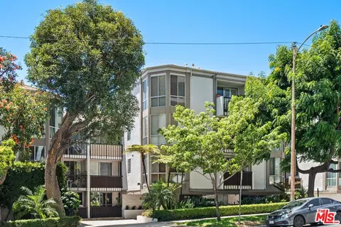 8530 Holloway Dr #210, West Hollywood, CA 90069