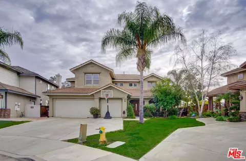 23371 Blue Gardenia Ln, Murrieta, CA 92562