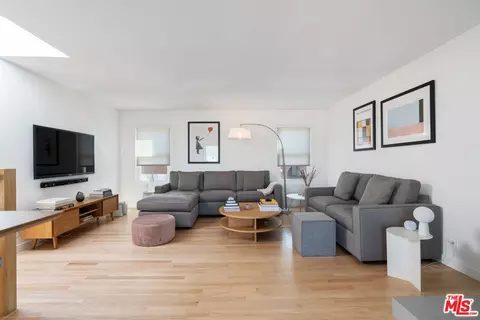 1433 Manhattan Ave, Hermosa Beach, CA 90254