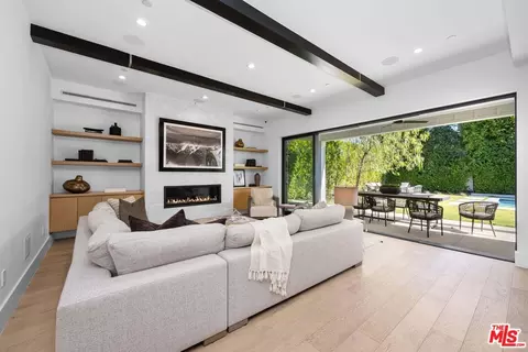 4910 Texhoma Ave, Encino, CA 91316