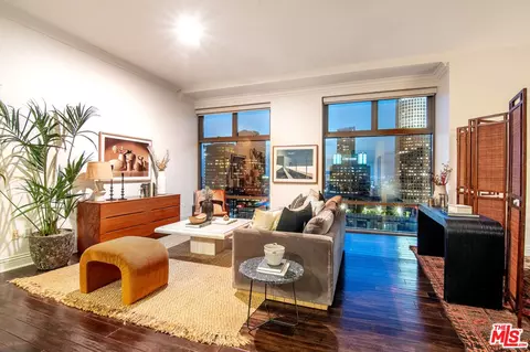 801 S Grand Ave #2204, Los Angeles, CA 90017