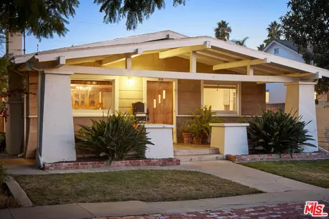 816 Angelus Pl, Venice, CA 90291