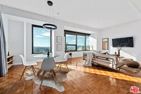 1100 Wilshire Blvd #2101, Los Angeles, CA 90017