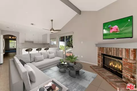 4479 Salisbury Dr, Carlsbad, CA 92010 photo 5