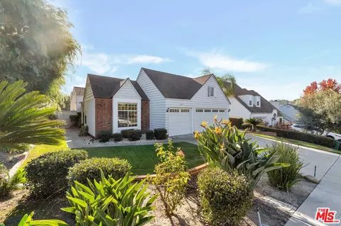 4479 Salisbury Dr, Carlsbad, CA 92010