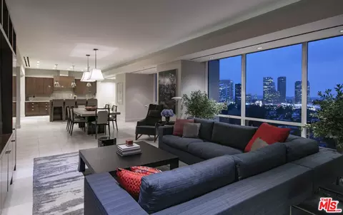 1200 Club View Dr #14S, Los Angeles, CA 90024